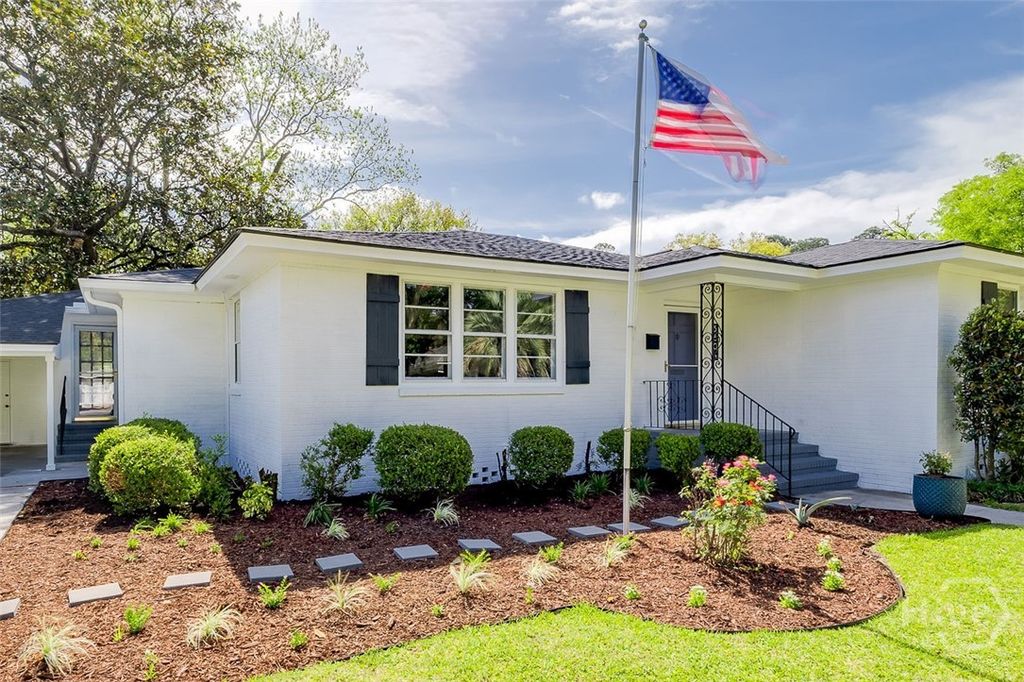 Photo of 5604 Paulsen Street, Savannah, GA 31405 (MLS # SA353330)