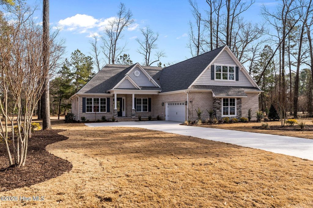 Photo of 584 Morely Circle SW, Ocean Isle Beach, NC 28469 (MLS # 100561847)