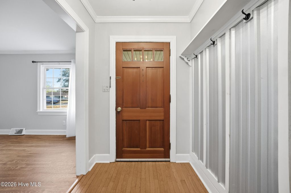 Photo of 1606 Forrest Drive, Elizabeth City, NC 27909 (MLS # 100548834)