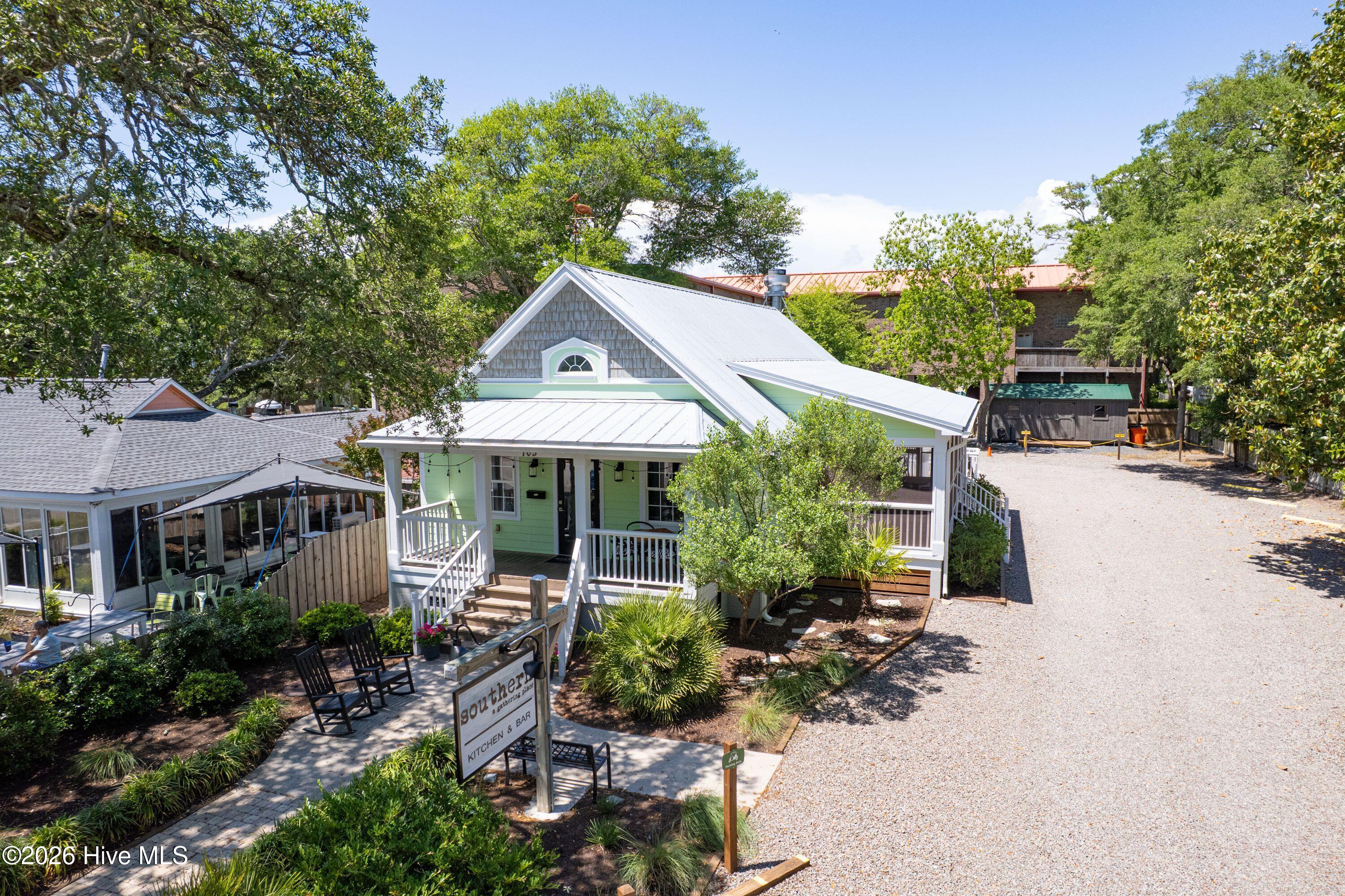 105 E Brown Street