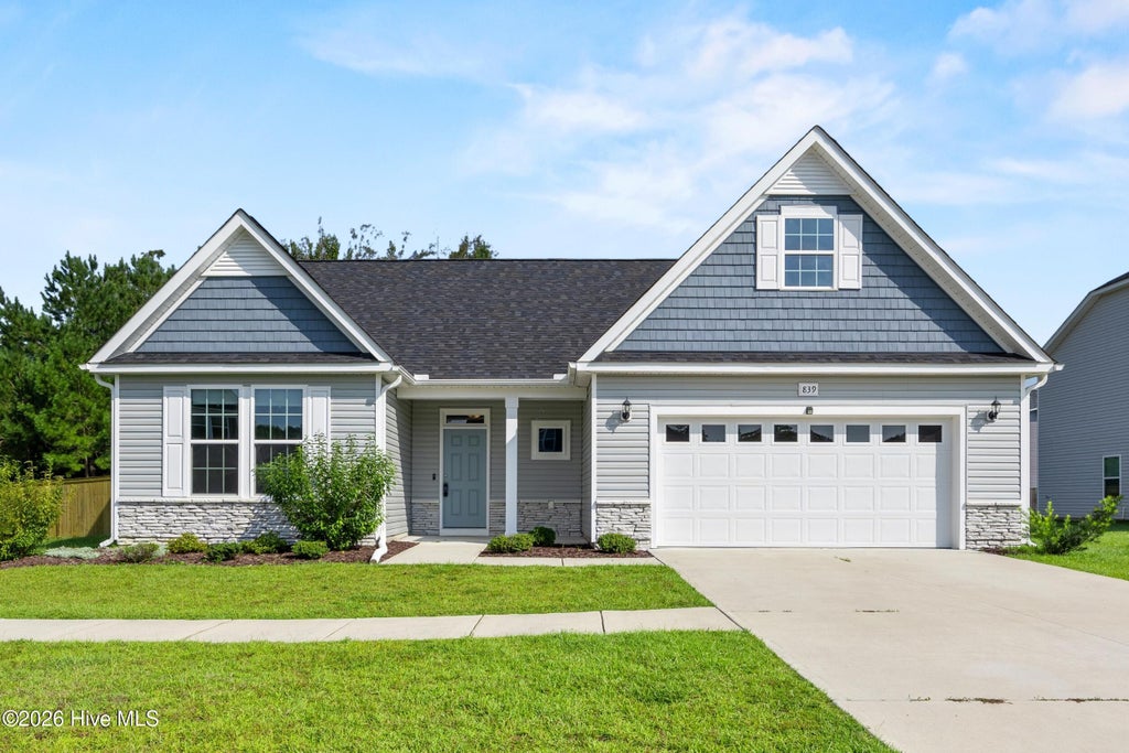 Photo of 839 Tuscarora Trail, Jacksonville, NC 28546 (MLS # 100599305)