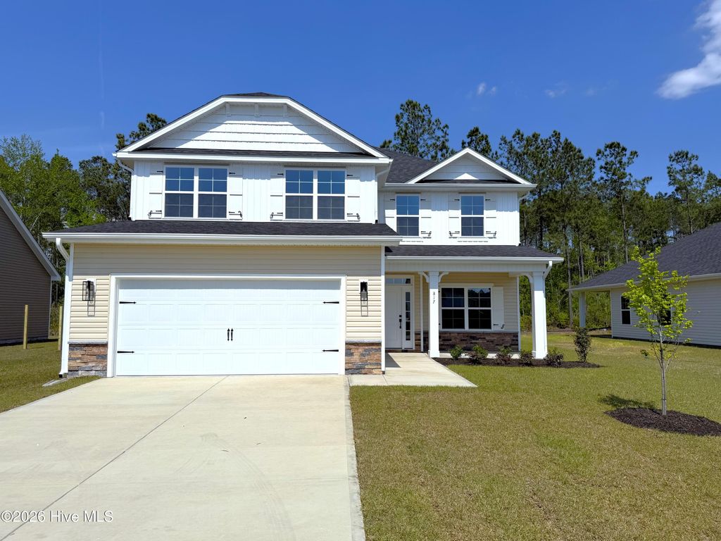 Photo of 817 Hidden Bridge Drive, Jacksonville, NC 28546 (MLS # 100550352)