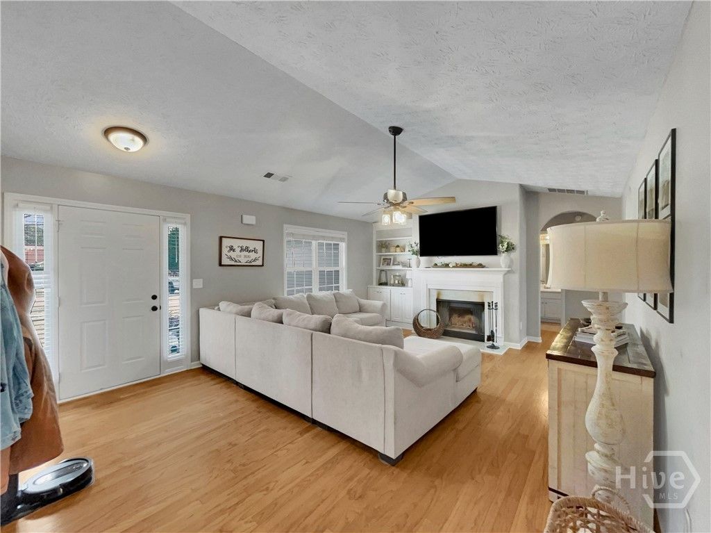 Photo of 518 Vinemont Way, Auburn, GA 30011 (MLS # CL347830)