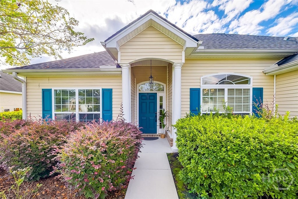 Photo of 121 Willow Point Circle, Savannah, GA 31407 (MLS # SA366250)