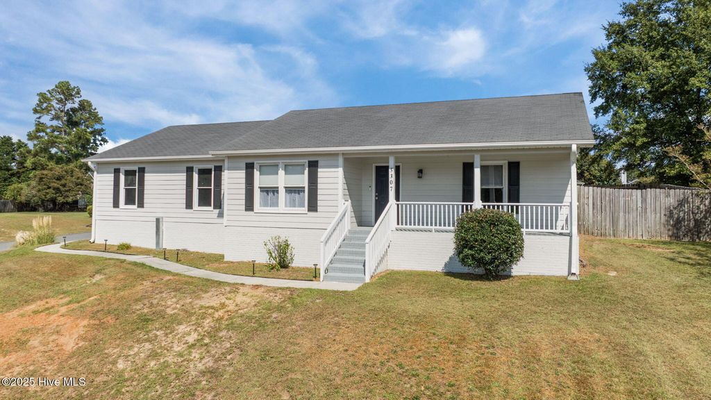 Photo of 5307 Blanchette Street, Hope Mills, NC 28348 (MLS # 100531775)