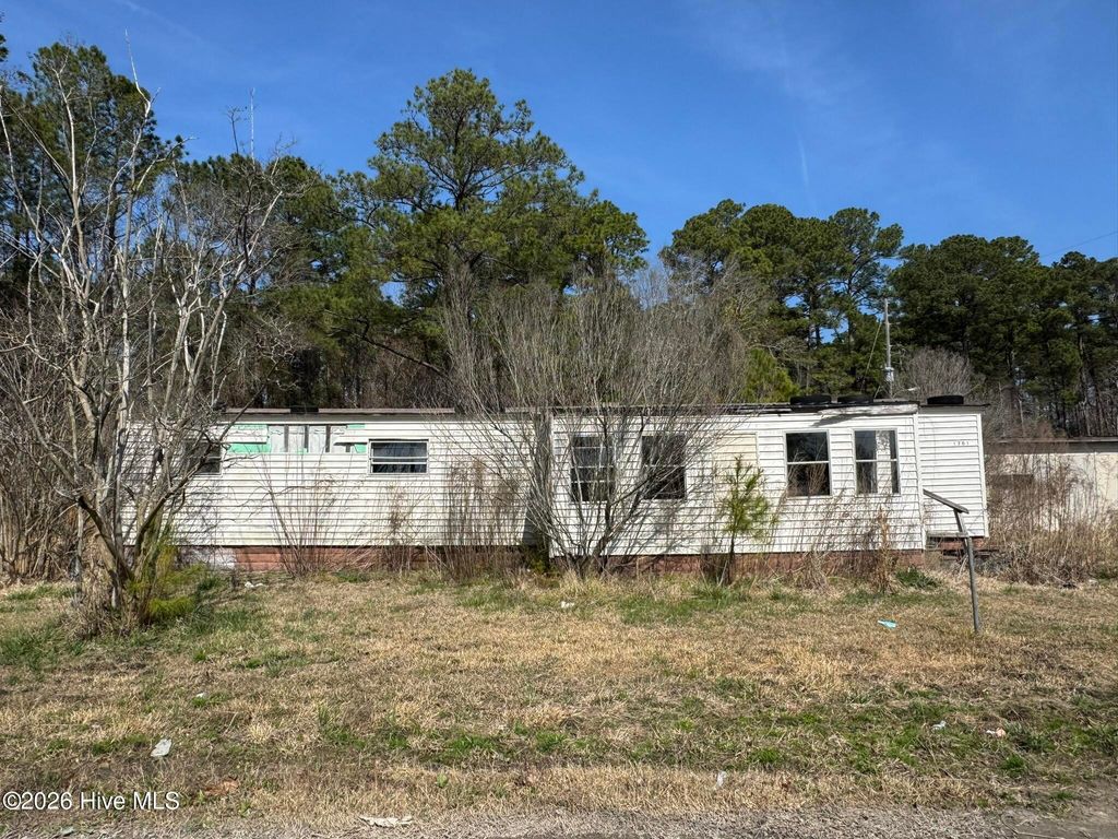 Photo of 1701 17th Street, Midway Park, NC 28544 (MLS # 100558146)