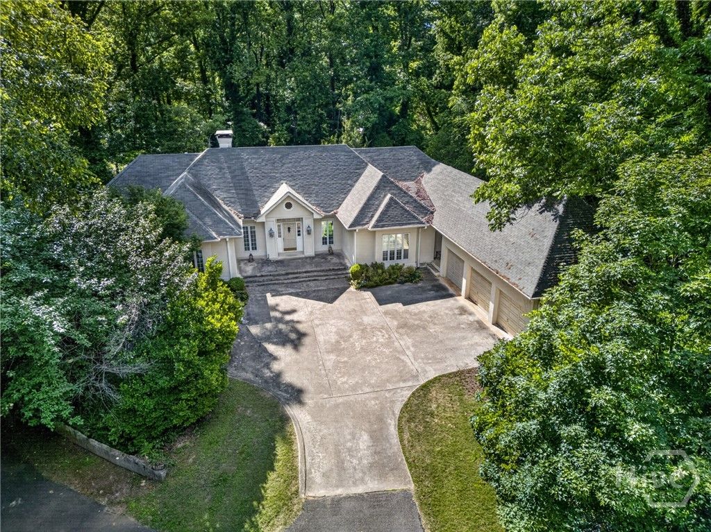 Photo of 580 Westview Drive, Athens, GA 30606 (MLS # CL356609)