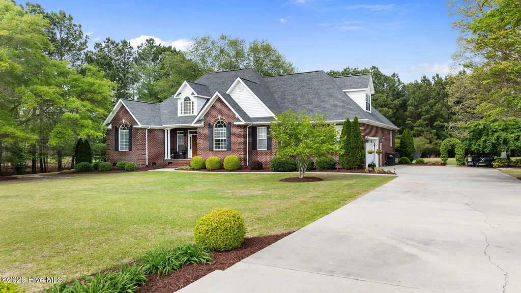 Photo of 122 Adler Lane, Goldsboro, NC 27530 (MLS # 100565909)