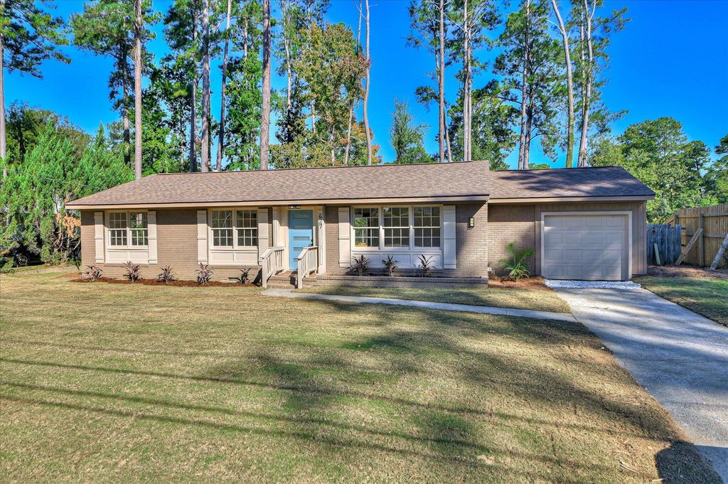Photo of 427 Aumond Road, Augusta, GA 30909 (MLS # 554341)