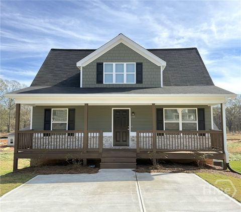 Homes For Sale - 190 Charlotte Circle<br/> Barrow County, Statham, GA 30666