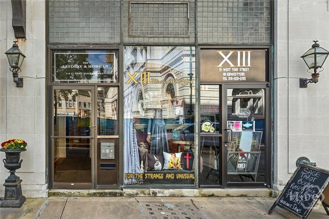 9 W York Street 305