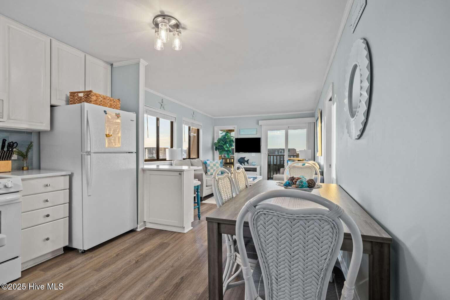 2008 E Ft Macon Road B-18