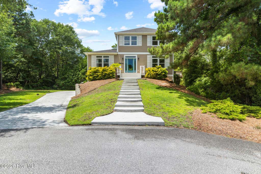 Photo of 9804 Heath Place, Emerald Isle, NC 28594 (MLS # 100580982)
