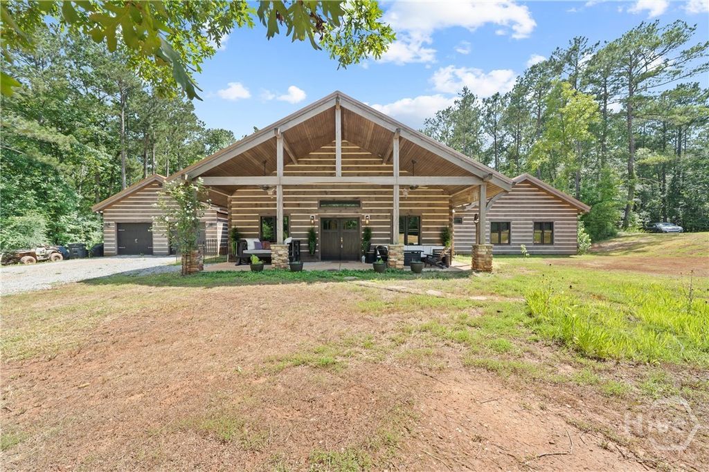Photo of 1041 River Farm Way, Madison, GA 30650 (MLS # CL351039)