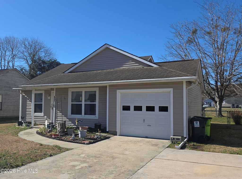 Photo of 3611 Windy Trail, New Bern, NC 28560 (MLS # 100556510)