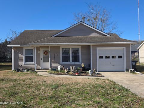 Homes For Sale - 3611 Windy Trail<br/> New Bern, NC 28560