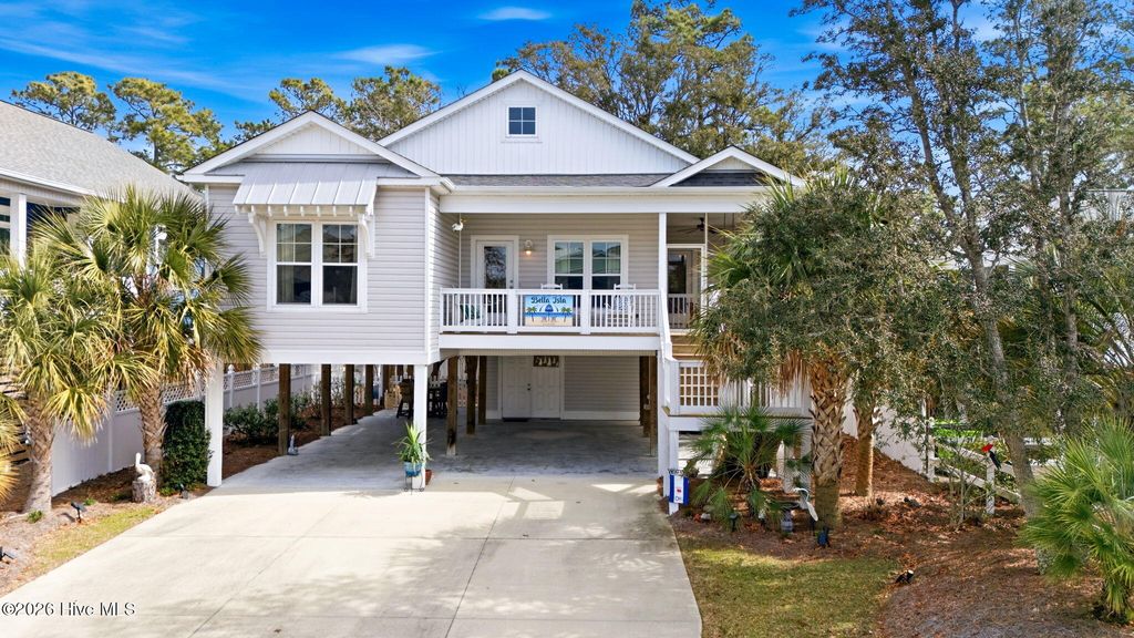 Photo of 214 NE 35th Street, Oak Island, NC 28465 (MLS # 100554036)