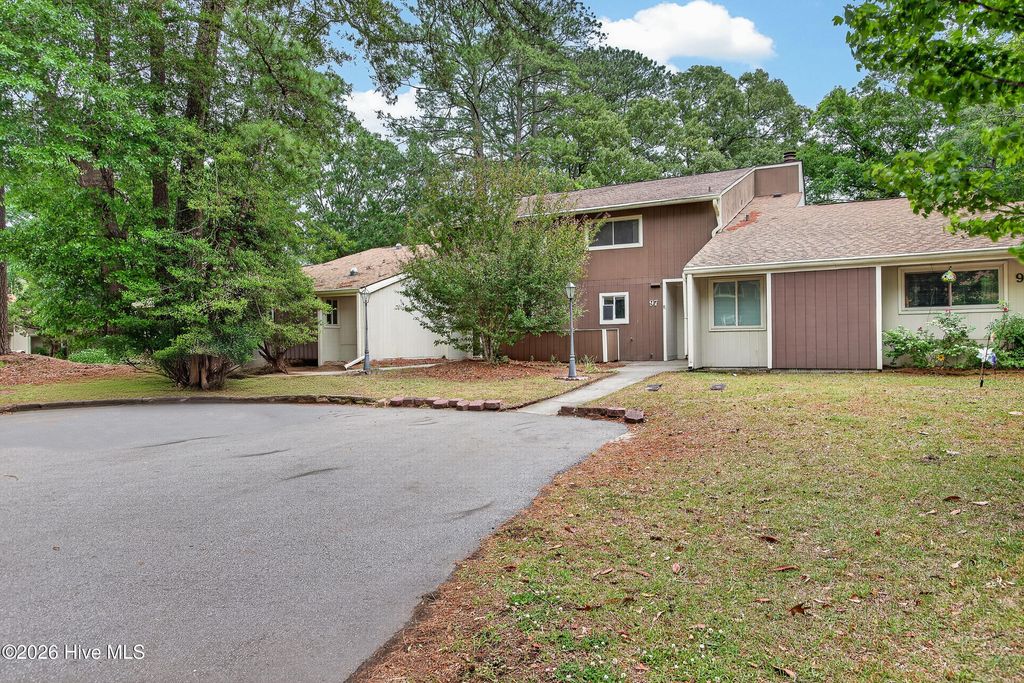 Photo of 97 Quarterdeck Townhome, New Bern, NC 28562 (MLS # 100570875)