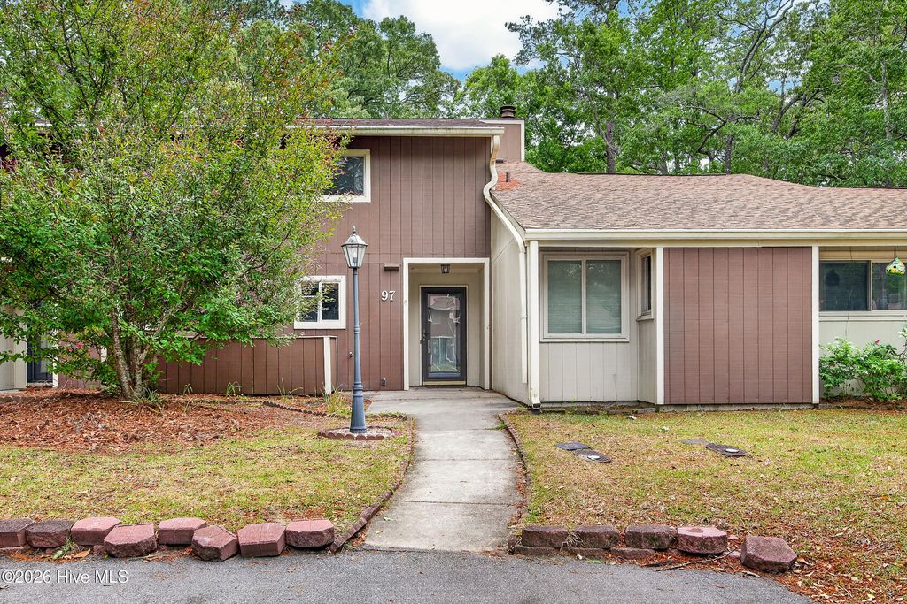 Photo of 97 Quarterdeck Townhome, New Bern, NC 28562 (MLS # 100570875)