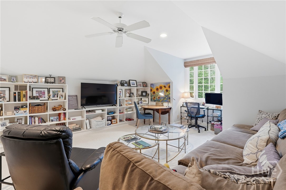 Savannah, Georgia 31411, United States, 3 Bedrooms Bedrooms, ,4 BathroomsBathrooms,Residential,Pending,255417