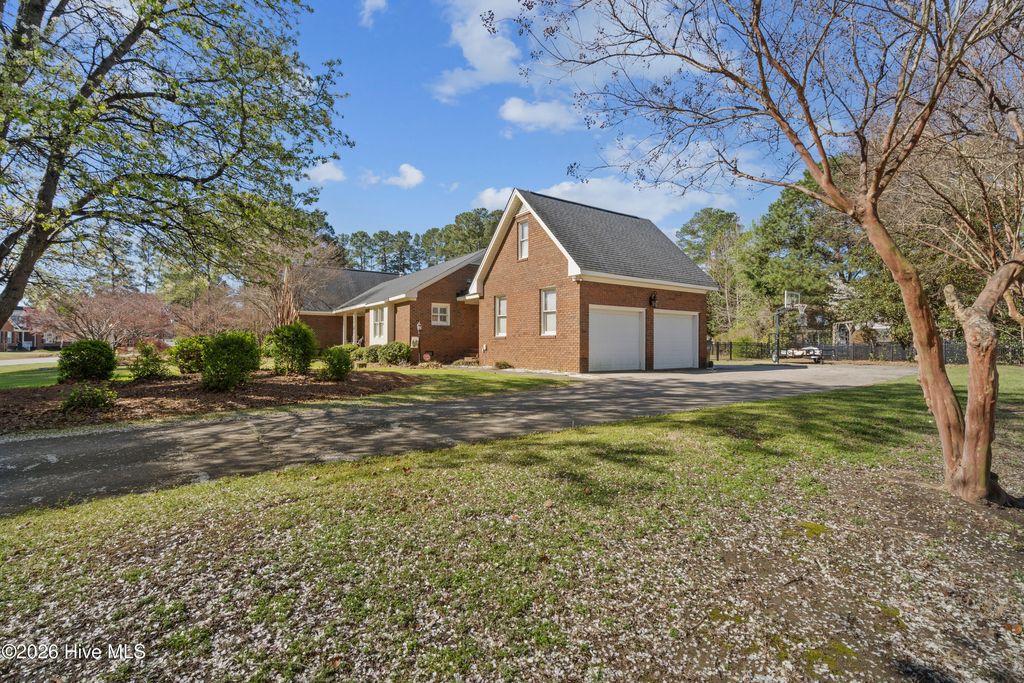 Photo of 4801 Country Club Drive N, Wilson, NC 27896 (MLS # 100561363)
