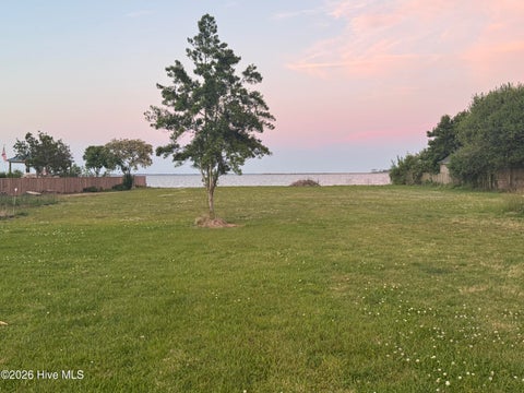 Vacant Land For Sale - 118 E Canvasback Drive<br/> Currituck, NC 27929