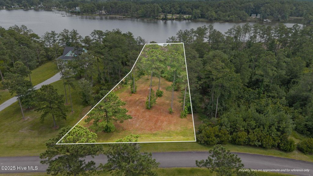 Photo of 170 Waters Edge E Lane, Oriental, NC 28571 (MLS # 100516612)