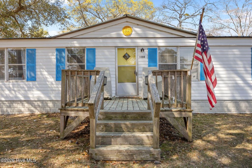 Photo of 1650 Seagull Way SW, Ocean Isle Beach, NC 28469 (MLS # 100564054)