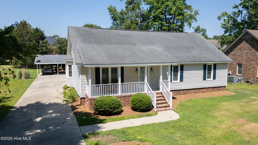 Photo of 1124 Beechwood Drive, Rocky Mount, NC 27803 (MLS # 100583090)