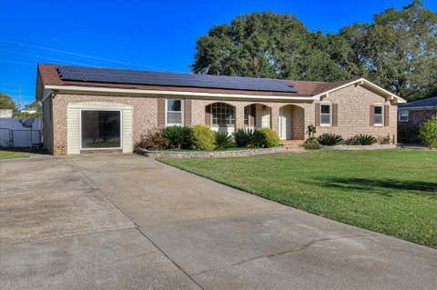 Homes For Sale - 504 Heathwood Drive<br/> Aiken, SC 29803