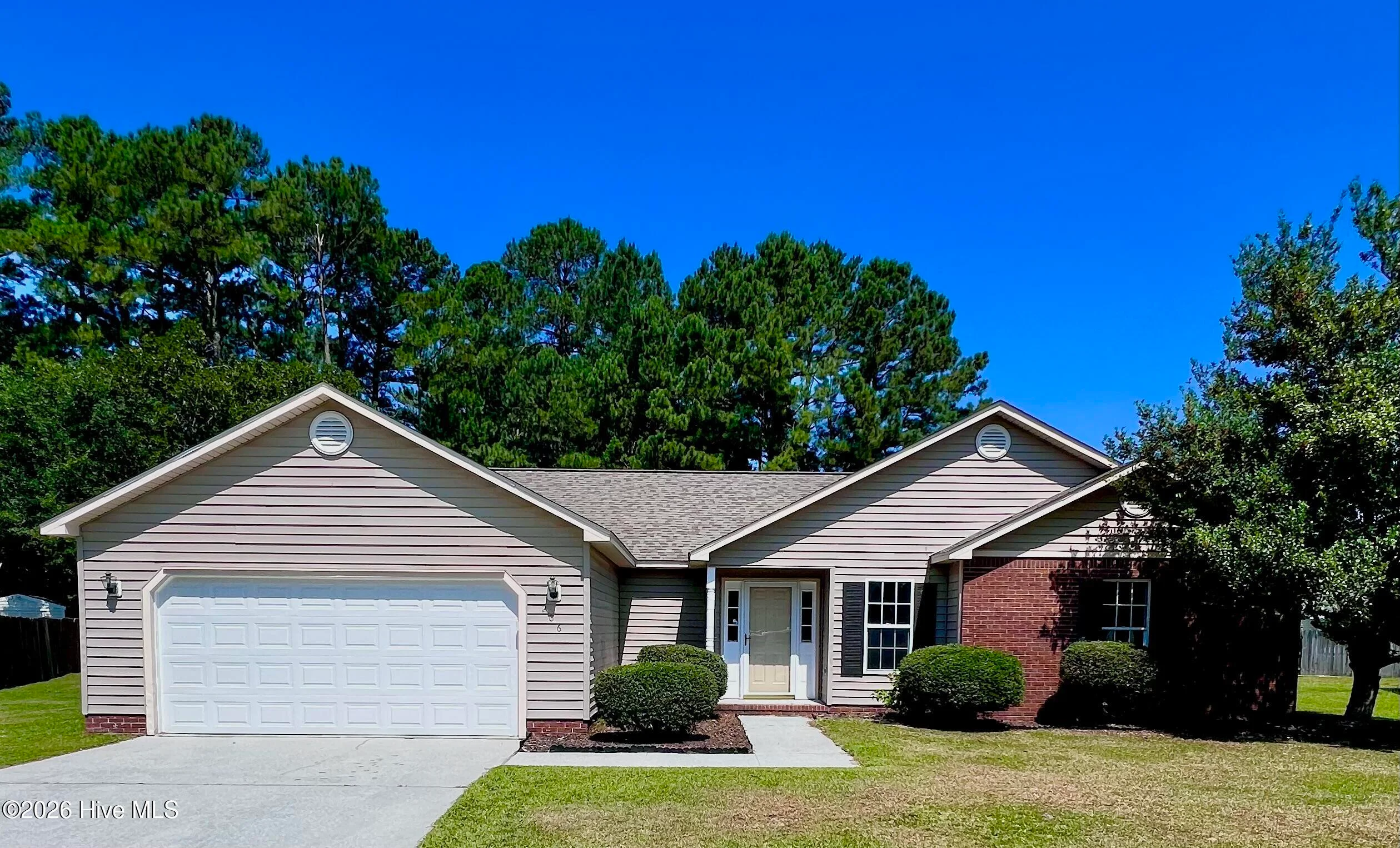 206 Rosewood Circle