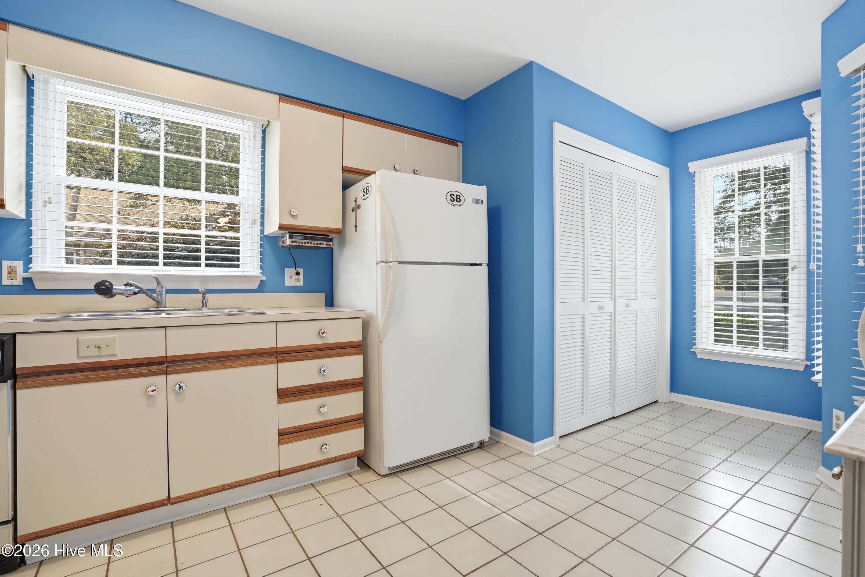 350 Sea Trail Drive E 4