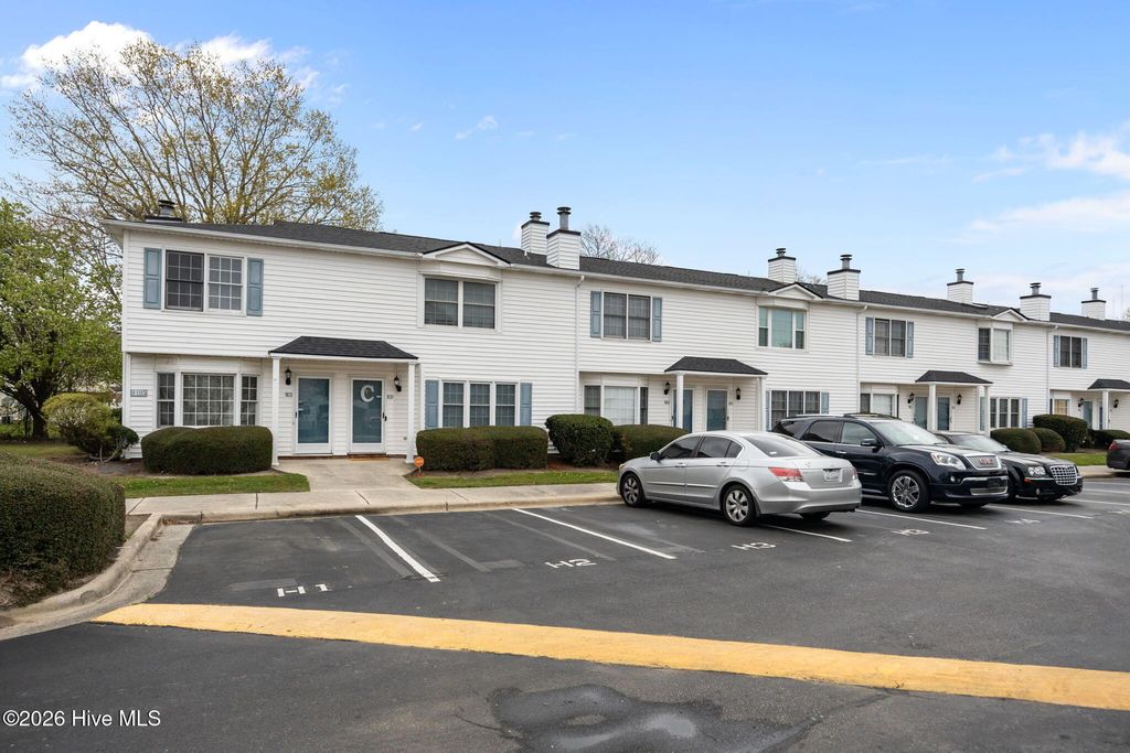 Photo of 1115 Grovemont Drive #H1, Greenville, NC 27834 (MLS # 100546101)