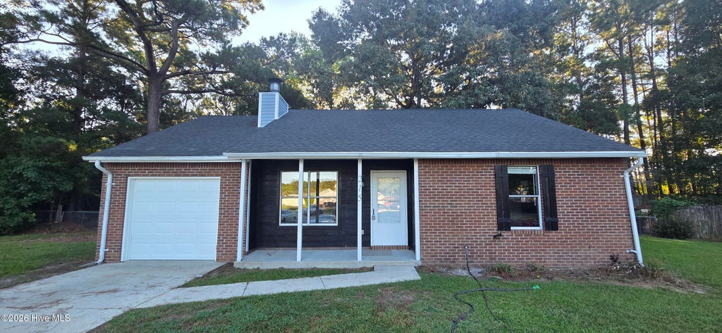 Photo of 215 Spruce Court, Jacksonville, NC 28546 (MLS # 100604182)