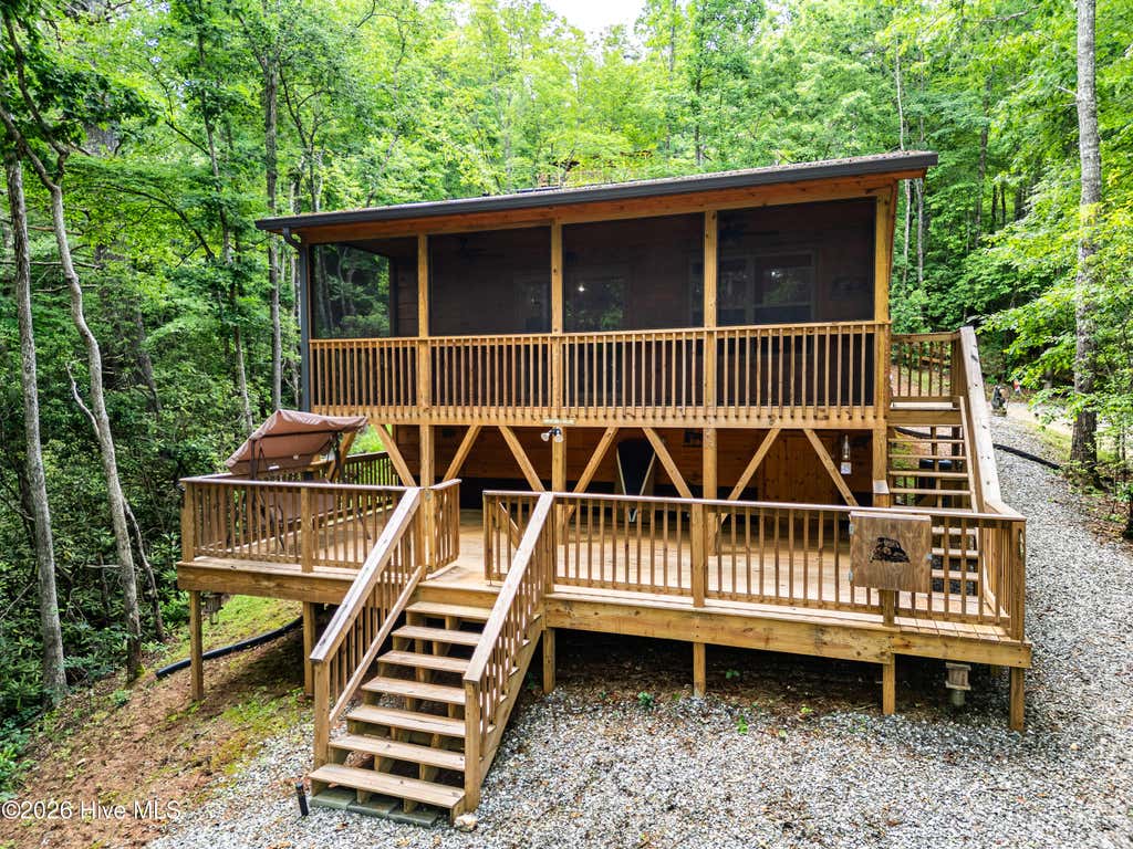 Photo of 297 Summitt Lane, Murphy, NC 28906 (MLS # 100582754)