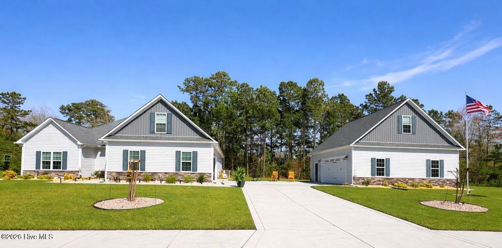 Photo of 202 Knightheads Drive, Swansboro, NC 28584 (MLS # 100563665)