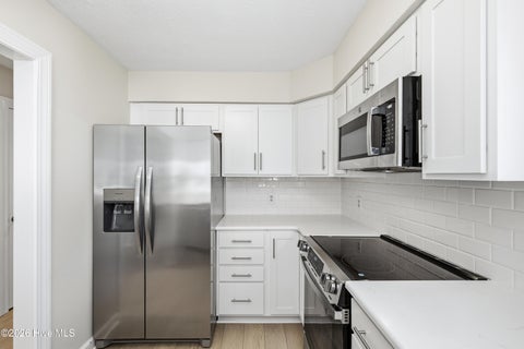 Tiny photo for 323 Wimbledon Court, Wilmington, NC 28412 (MLS # 100610997)