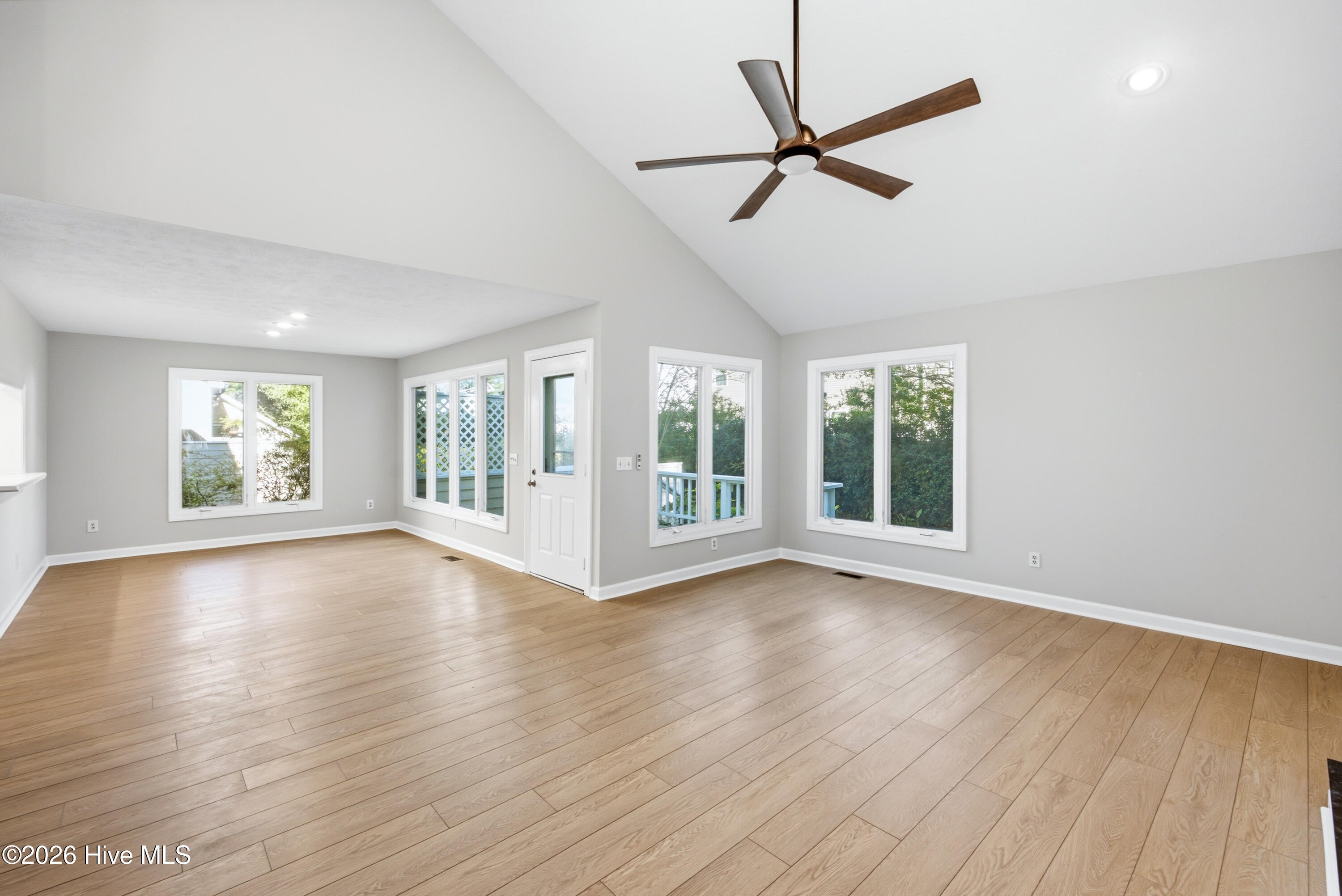 323 Wimbledon Court