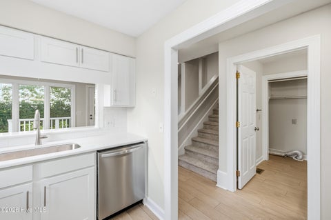 Tiny photo for 323 Wimbledon Court, Wilmington, NC 28412 (MLS # 100610997)