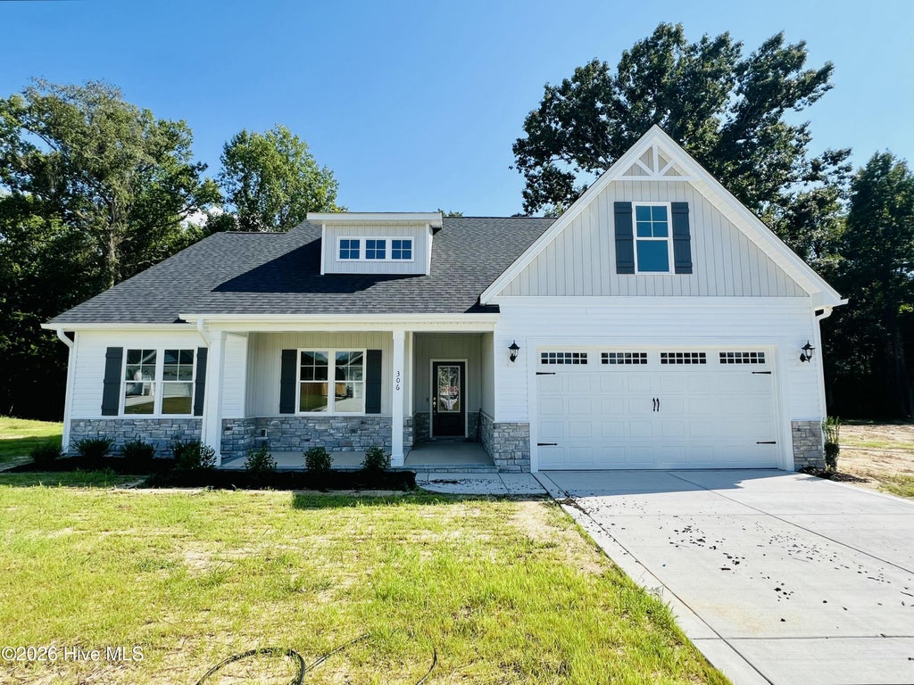 Photo of 306 Creeks Edge Drive, Pikeville, NC 27863 (MLS # 100582735)