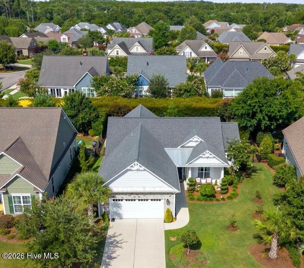 Photo of 8155 Garden Pointe Drive NE, Leland, NC 28451 (MLS # 100589915)