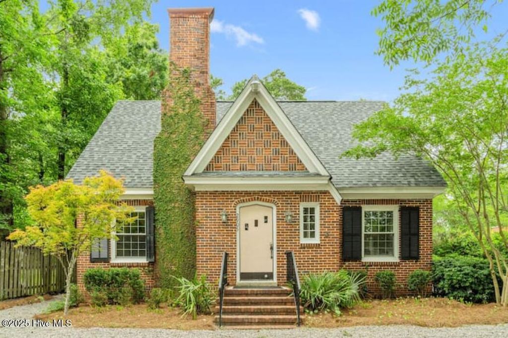 Photo of 2905 Market Street, Wilmington, NC 28403 (MLS # 100546841)