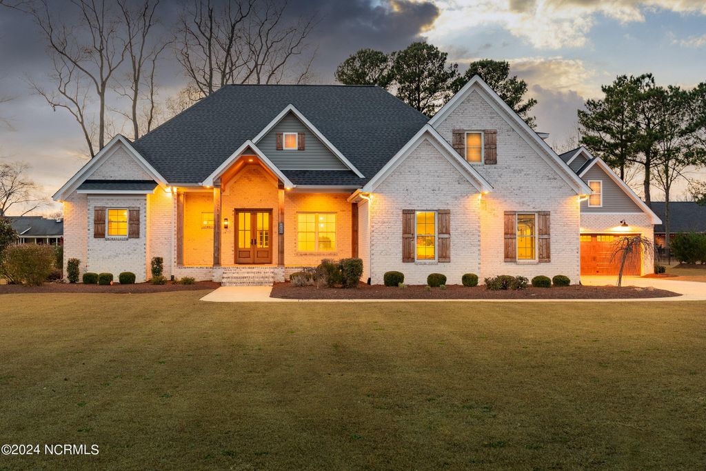 Photo of 2841 Landing Circle, Grimesland, NC 27837 (MLS # 100565859)