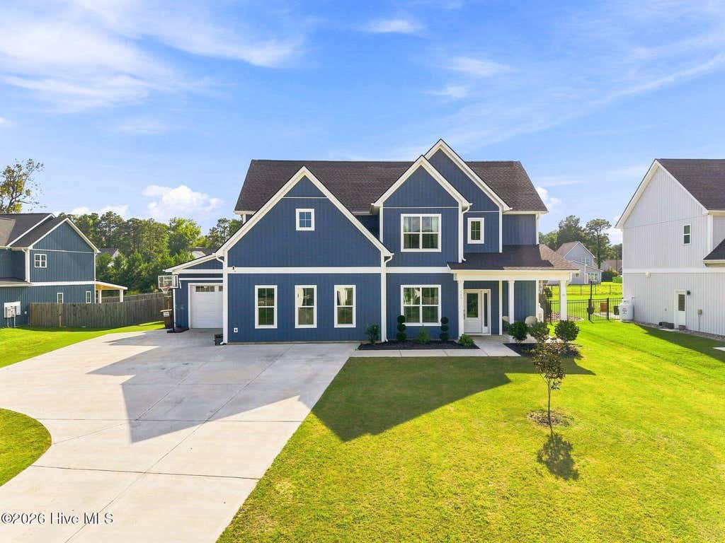 Photo of 140 Tanglewood Court, Hampstead, NC 28443 (MLS # 100593095)