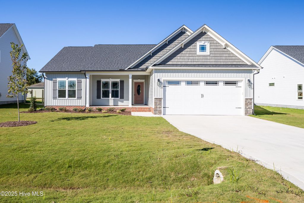 Photo of 103 Sunny Acres Lane, Clinton, NC 28328 (MLS # 100529996)