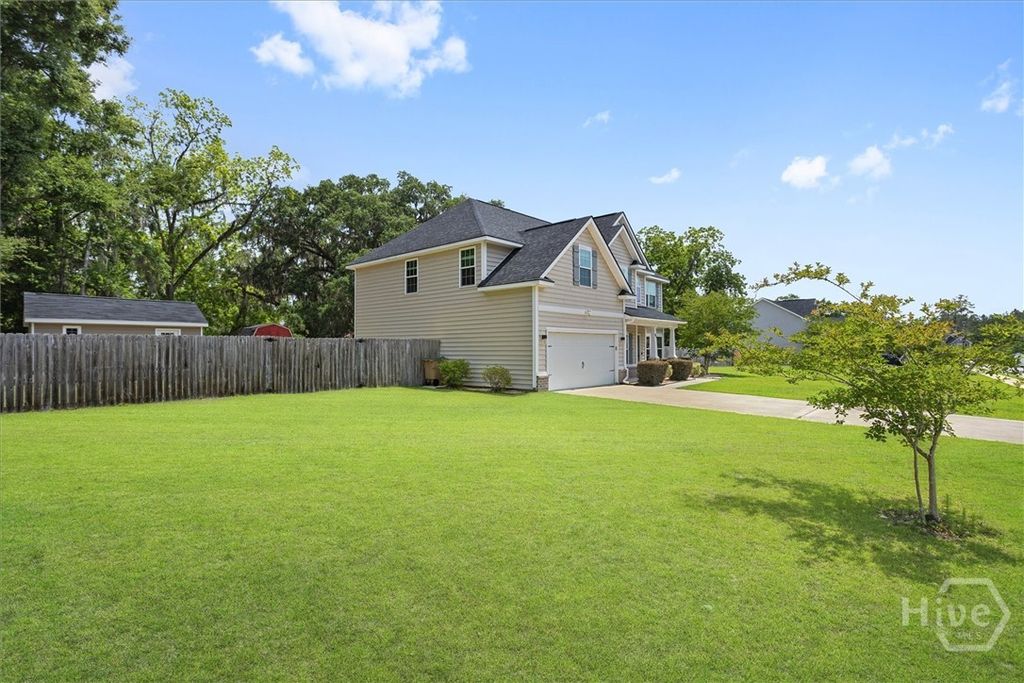 Photo of 95 Flemington Oaks Drive, Hinesville, GA 31313 (MLS # SA355620)