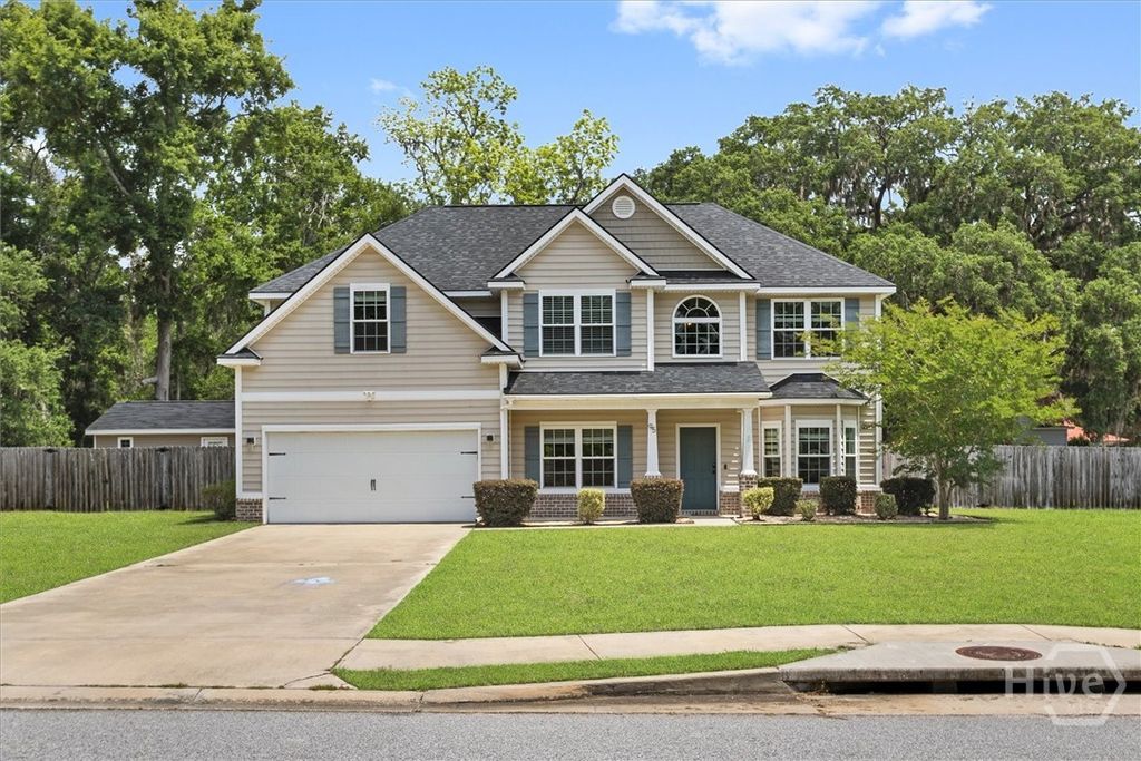 Photo of 95 Flemington Oaks Drive, Hinesville, GA 31313 (MLS # SA355620)