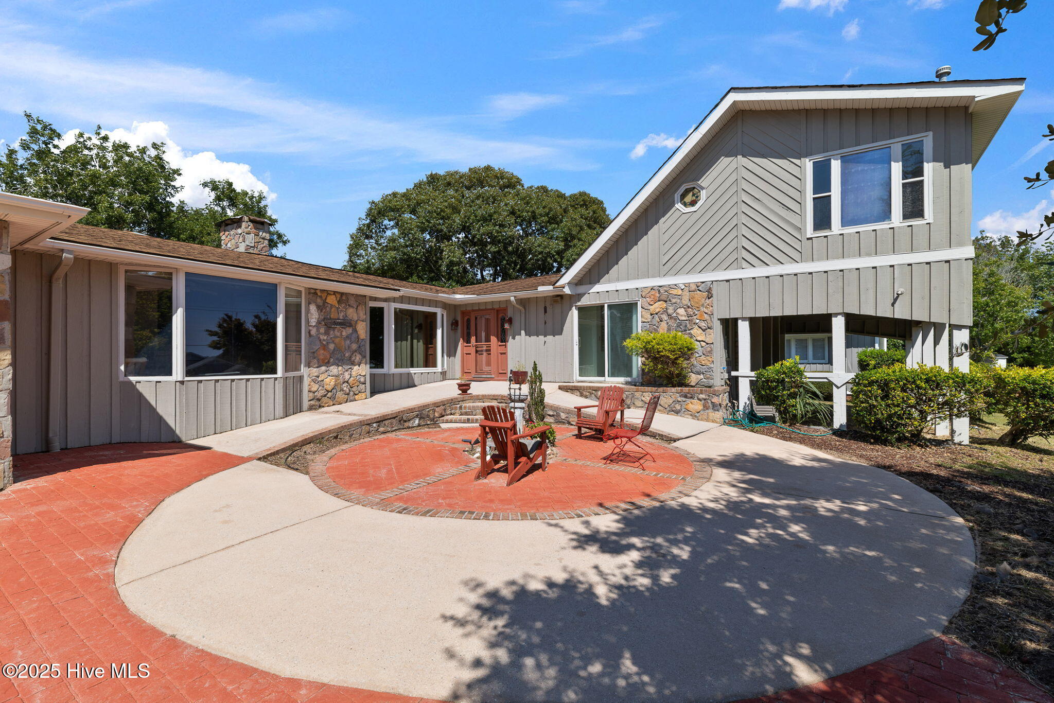 1984 Kings Landing Road