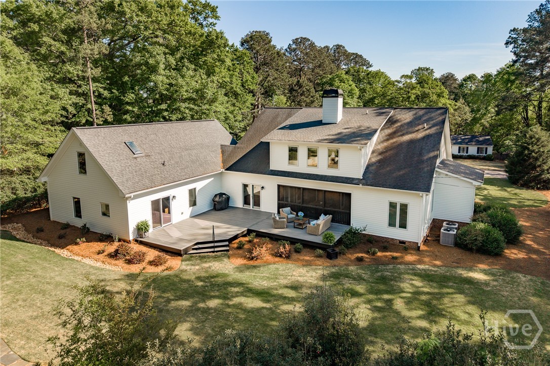 385 Woodward Way