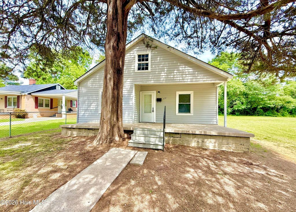 Photo of 1513 Stroud Avenue, Kinston, NC 28501 (MLS # 100572048)